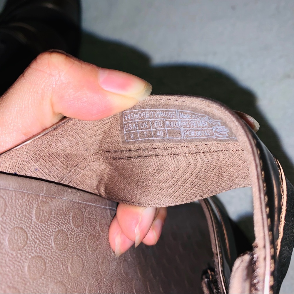 Vionic Sandals - image 4